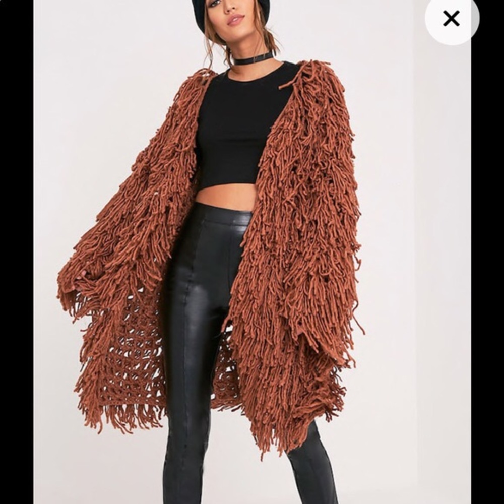 PRETTY LITTLE THING SHAGGY SWEATER